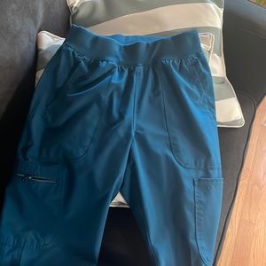 Infinity Cherokee Caribbean Blue Mid-Rise Tapered Scrub Pants - Size S Petite